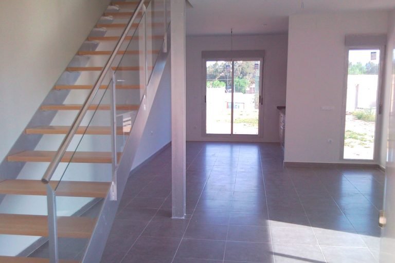 aplomados-construcciones-y-reformas-valencia-unifamiliares-pareadas-en-Puig-i-Lis-5